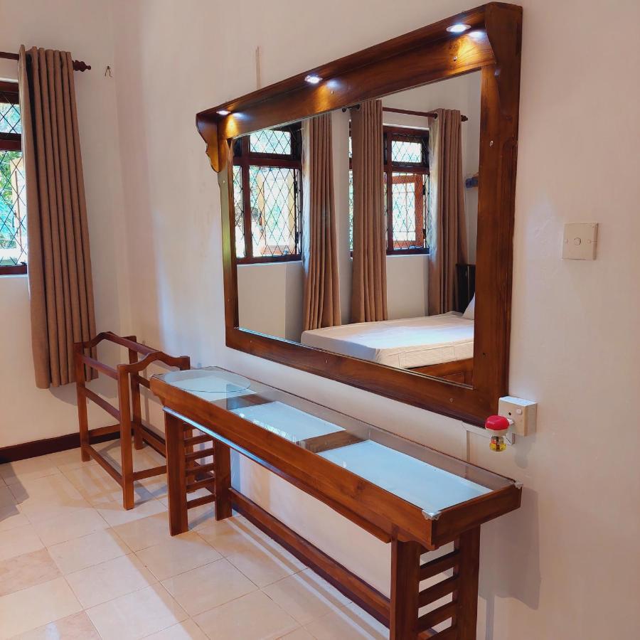 Golden Villa Kandy - "Free Pickup From Kandy " Экстерьер фото